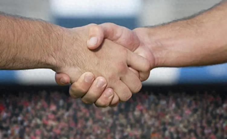 包含AC米兰战平利物浦，孙兴慜乌龙送礼意甲的词条